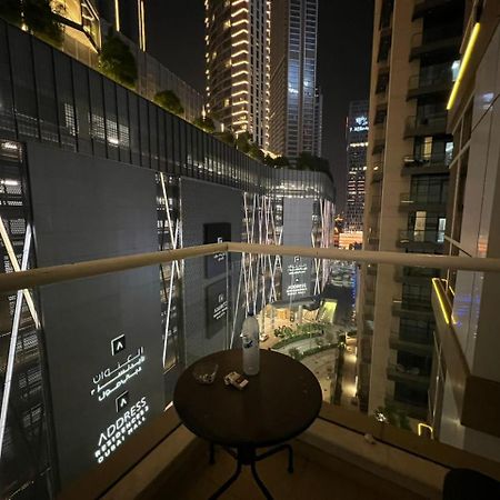 Хостел Downtown Holiday'S - 1 Min To Dubai Mall & Burj Khalifa Экстерьер фото